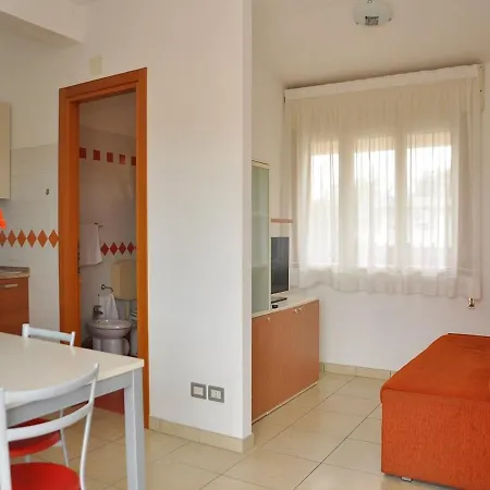 Flat With Luminous Terrace Close To The Sea 公寓