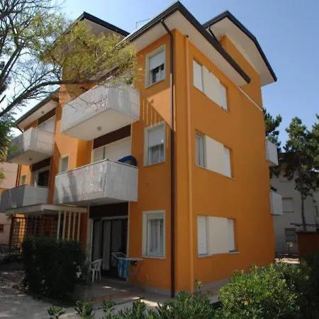Flat With Luminous Terrace Close To The Sea * 比比翁